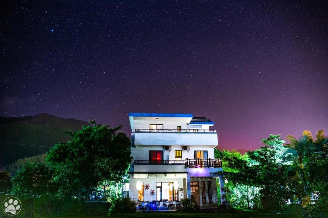Remindful Homestay Ґуаньшань Екстер'єр фото